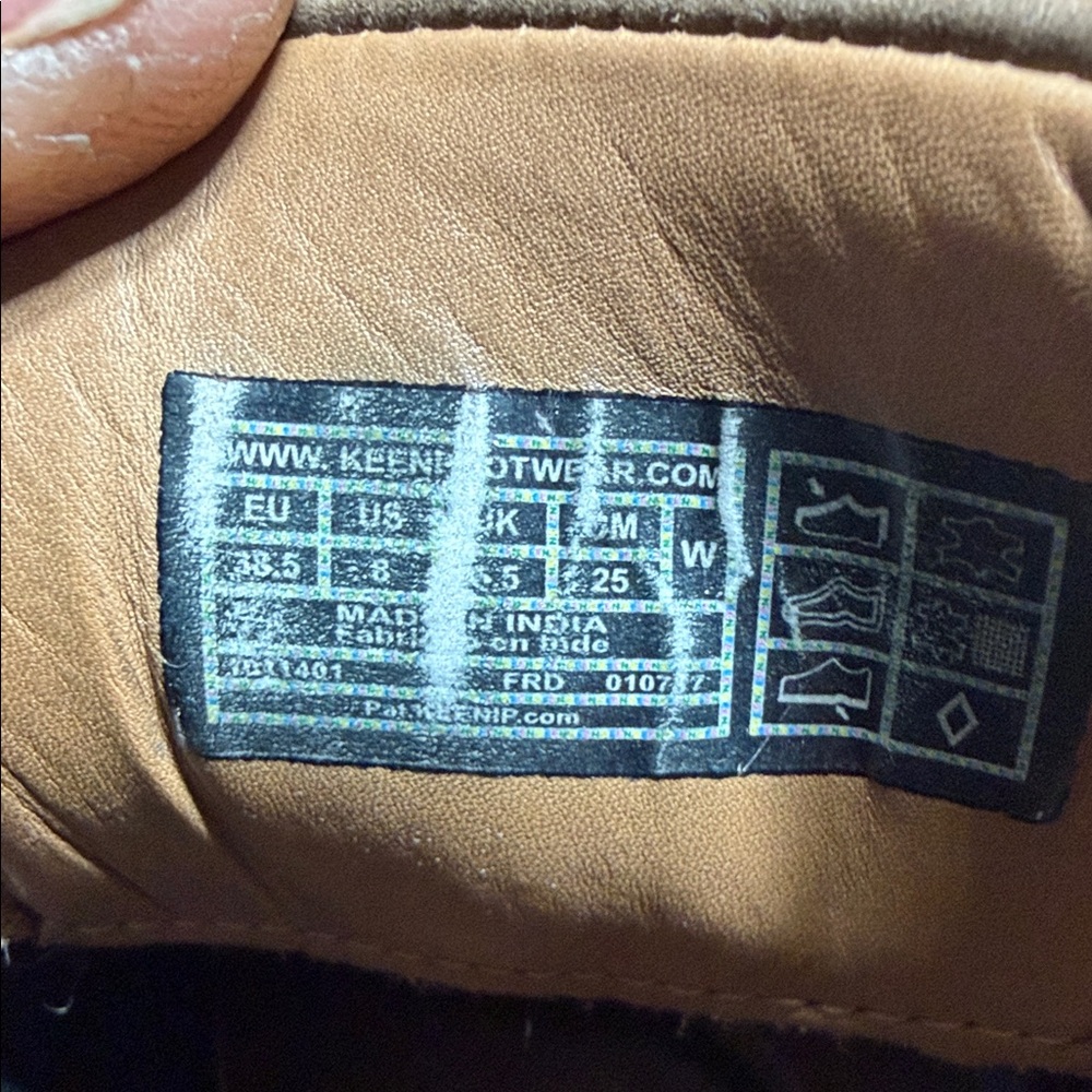 Keen women’s size 8 - Picture 4 of 7